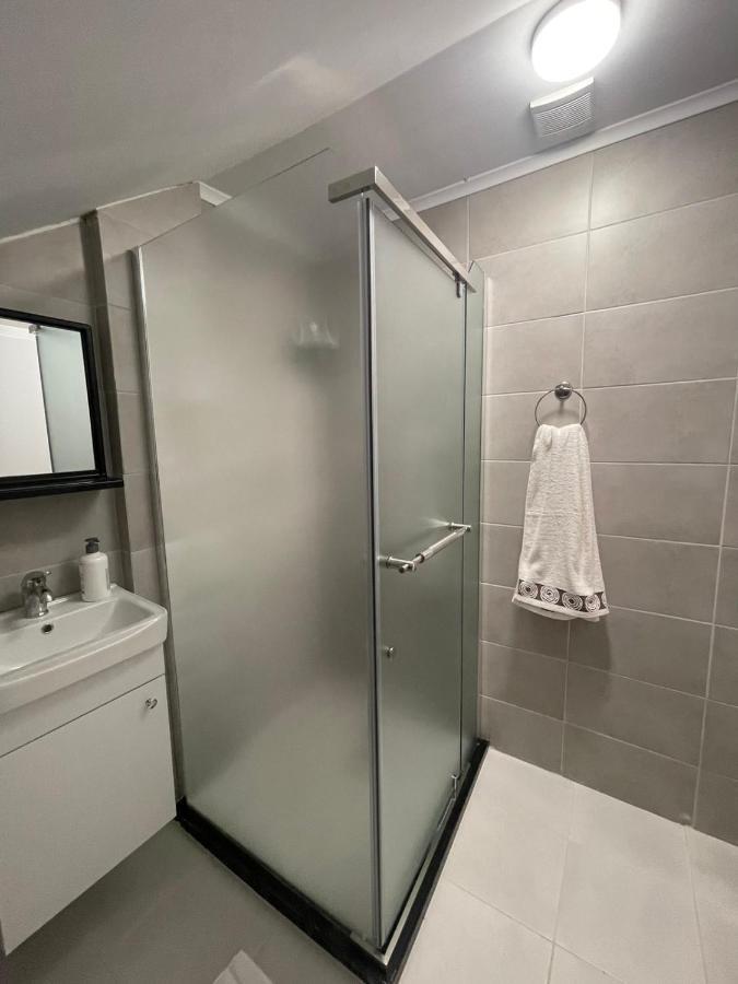 Guesthouse 12A Приштина Экстерьер фото
